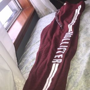 Hollister joggers